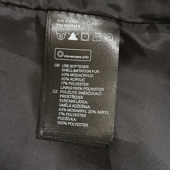 Faux fur coat - Picture 4 of 4